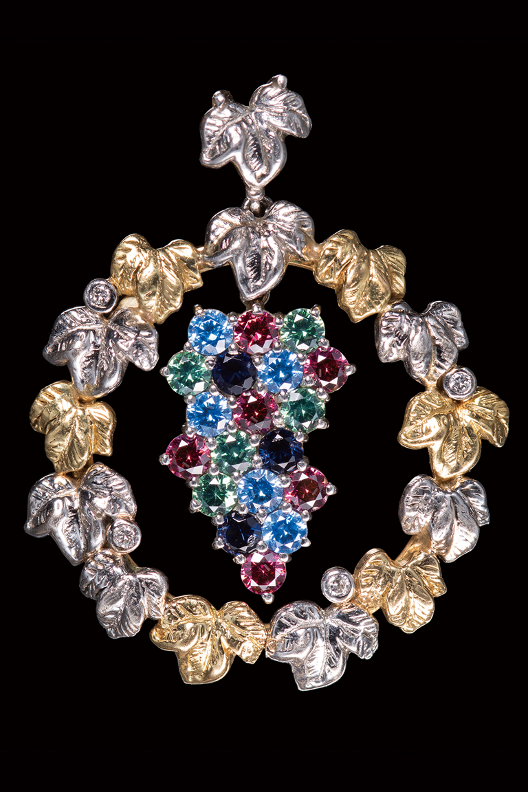 ピンブローチ・ペンダント兼用（オパール、ダイヤ、Pt）
Brooch/pendant (opal, diamond and platimun)