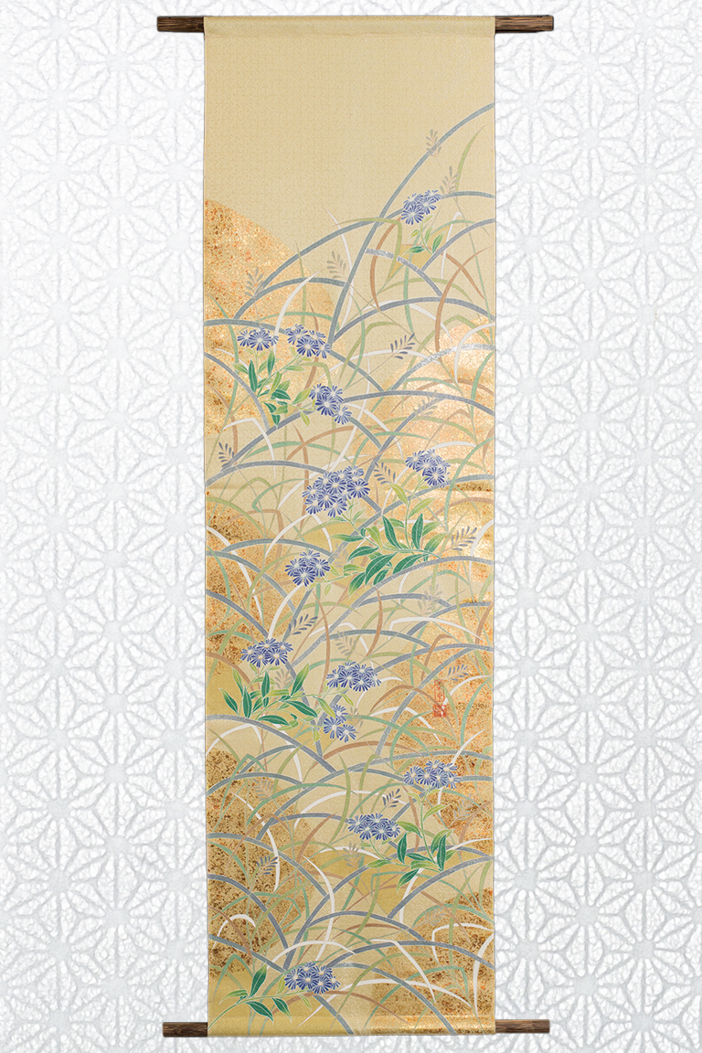 タペストリー（秋草文様）Tapestry with a design of autumn plants and flowers